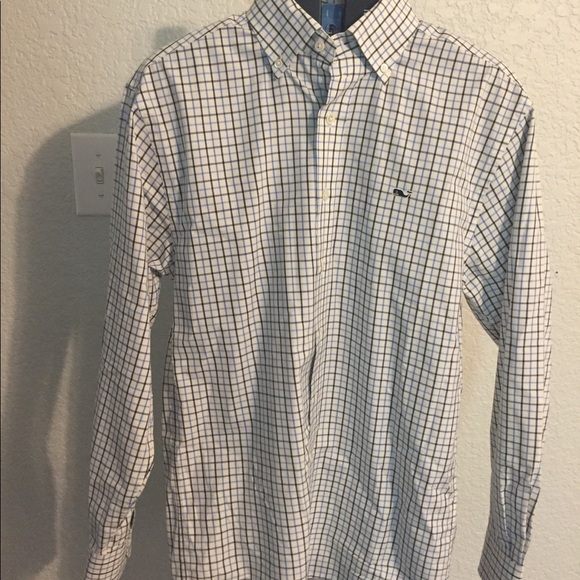 Vineyard Vines blue striped button down. - Picture 1 of 2